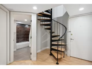 Photo #2: 9242039 Listing