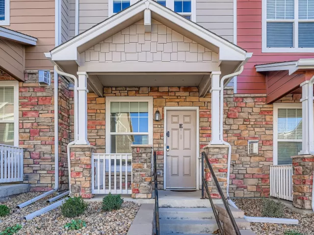 MLS: 9244500 Condo For Sale