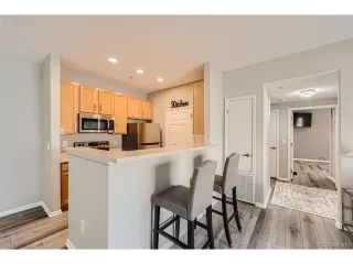 Photo #5: 9244882 Listing