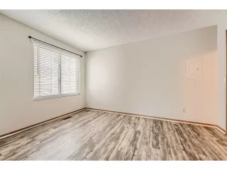 Photo #5: 9245528 Listing