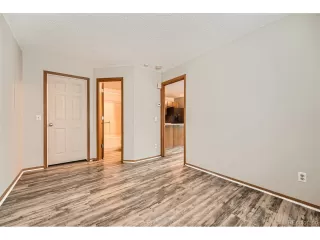 Photo #6: 9245528 Listing