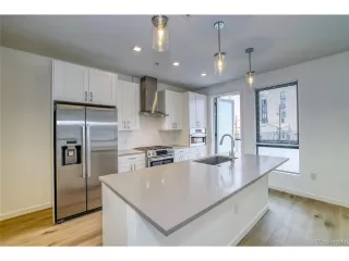 Photo #2: 9246433 Listing