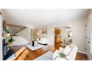 Photo #5: 9255731 Listing