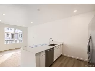 Photo #3: 9256015 Listing