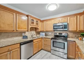 Photo #6: 9259656 Listing