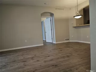 Photo #4: 9261135 Listing