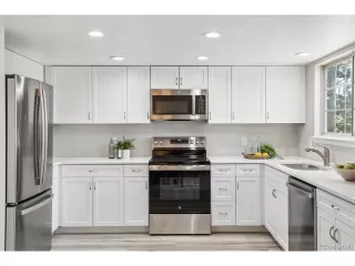 Photo #6: 9261973 Listing