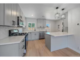 Photo #2: 9263524 Listing