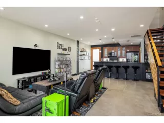 Photo #2: 9264727 Listing