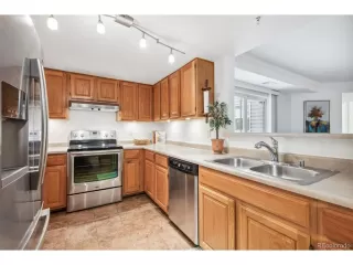 Photo #6: 9269877 Listing