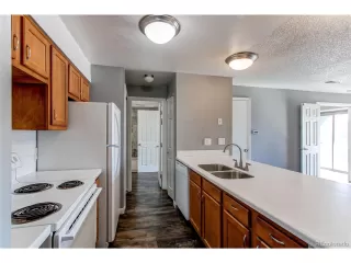 Photo #4: 9270136 Listing