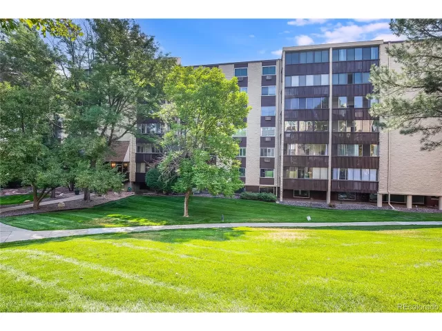 MLS: 9274355 Condo For Sale