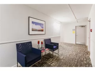 Photo #5: 9274355 Listing