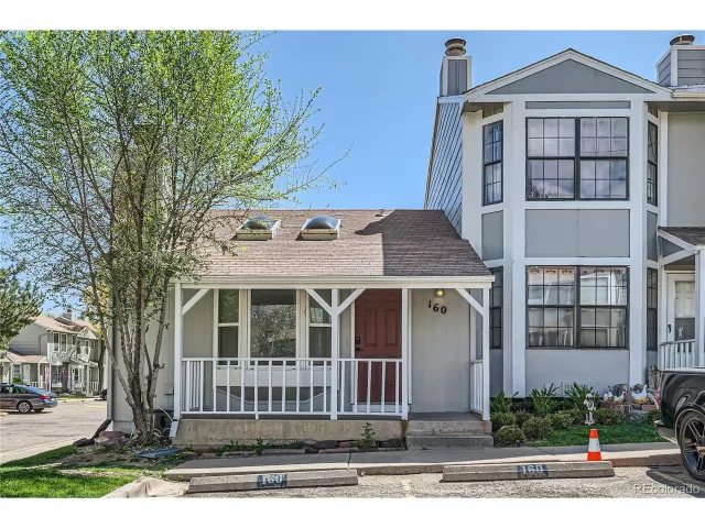 MLS: 9275093 Condo For Sale