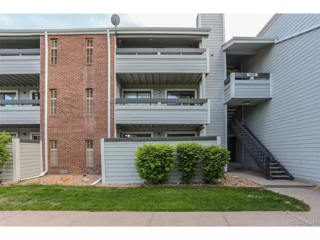 MLS: 9276313 Condo For Sale