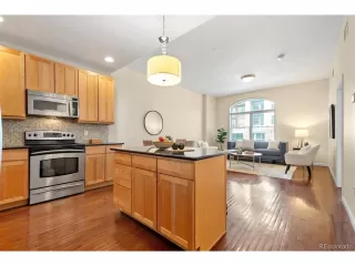 Photo #3: 9276445 Listing