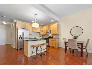 Photo #5: 9276445 Listing