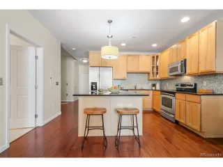 Photo #6: 9276445 Listing