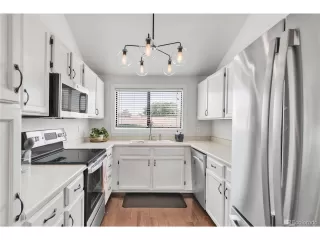 Photo #6: 9276985 Listing