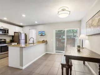 Photo #3: 9280557 Listing