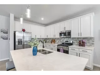 Photo #6: 9281459 Listing