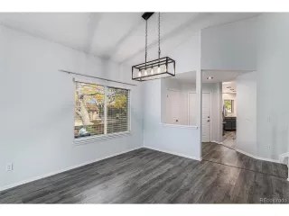 Photo #5: 9281738 Listing