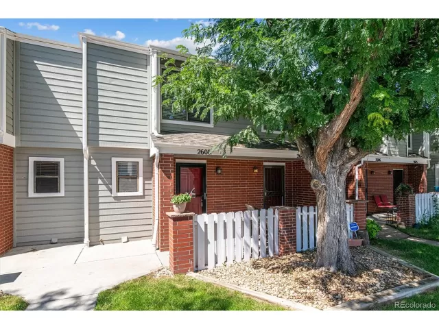 MLS: 9281790 Condo For Sale