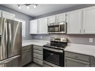 Photo #3: 9281790 Listing