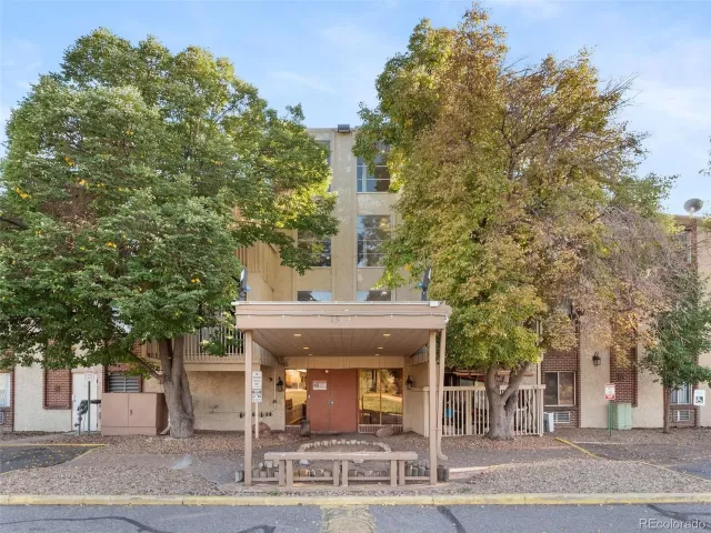 MLS: 9282361 Condo For Sale