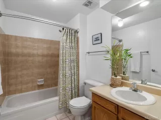 Photo #5: 9284369 Listing