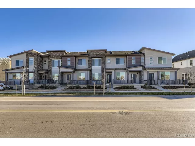 MLS: 9284512 Condo For Sale