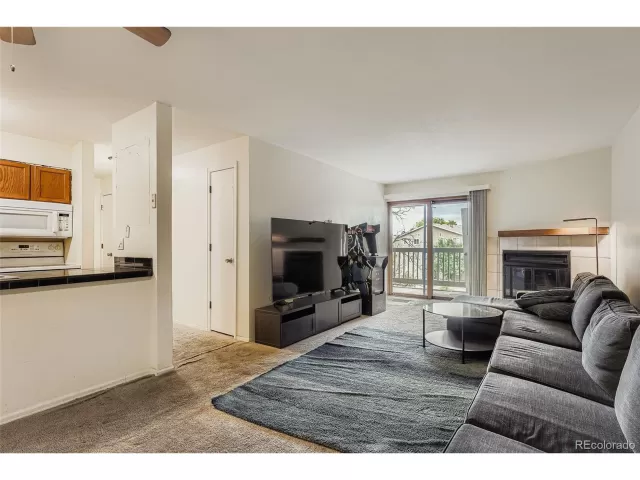 MLS: 9285778 Condo For Sale
