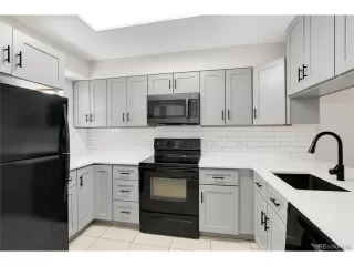 Photo #4: 9288644 Listing 