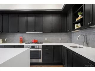 Photo #5: 9289687 Listing 