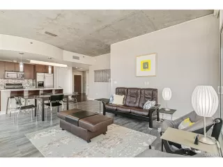 Photo #4: 9295262 Listing