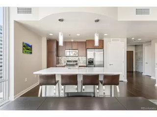 Photo #6: 9295262 Listing