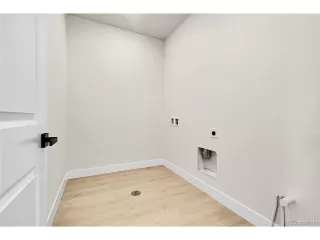 Photo #6: 9295823 Listing