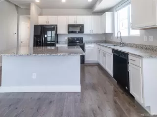 Photo #2: 9297094 Listing