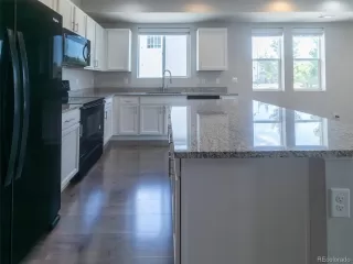 Photo #3: 9297094 Listing