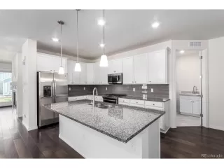 Photo #4: 9299644 Listing 