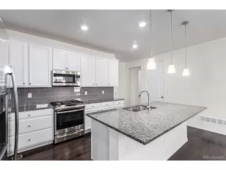 Photo #5: 9299644 Listing 