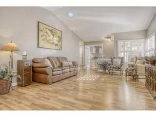 Photo #5: 9299869 Listing 