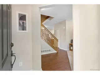 Photo #4: 9300442 Listing 