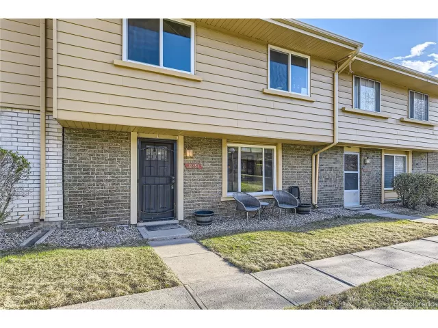 MLS: 9301959 Condo For Sale