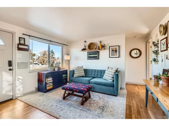 MLS: 9302330 Condo For Sale