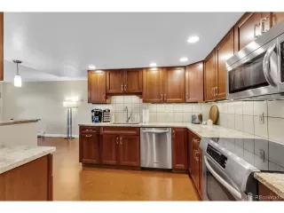 Photo #3: 9303430 Listing 