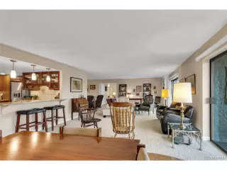 Photo #6: 9303430 Listing 