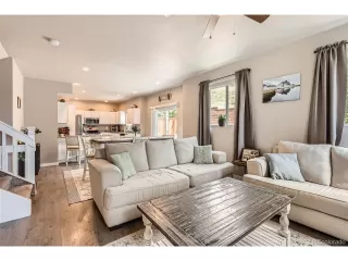 Photo #2: 9304121 Listing