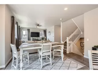 Photo #6: 9304121 Listing