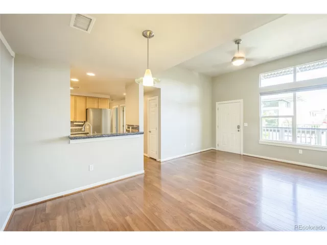 MLS: 9306461 Condo For Sale